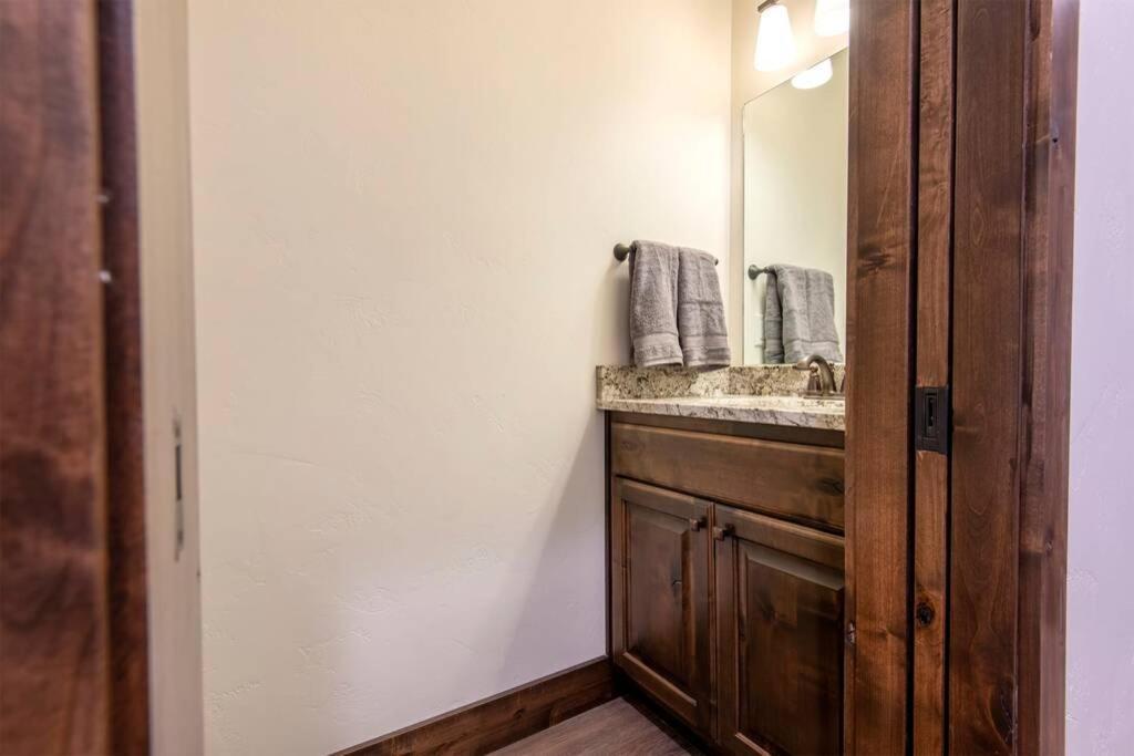ויקטור Bear Lair At Teton Valley Idaho מראה חיצוני תמונה